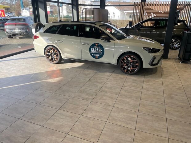 BoTiendra garagevloeren 7.8 mm design kliktegels  polished concrete