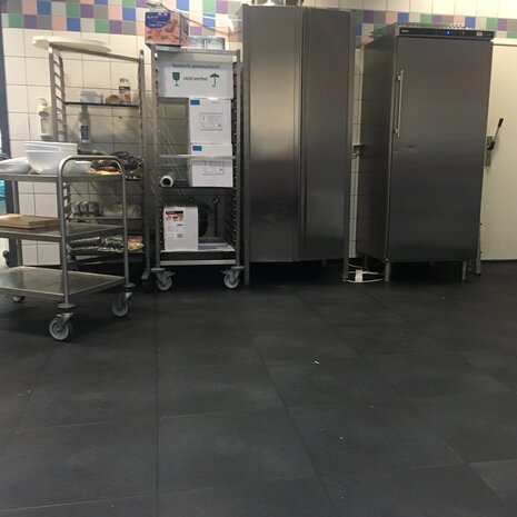 PVC Klickfliese Gastronomie Wasserdicht HACCP &ndash; BoClip 10 mm grau