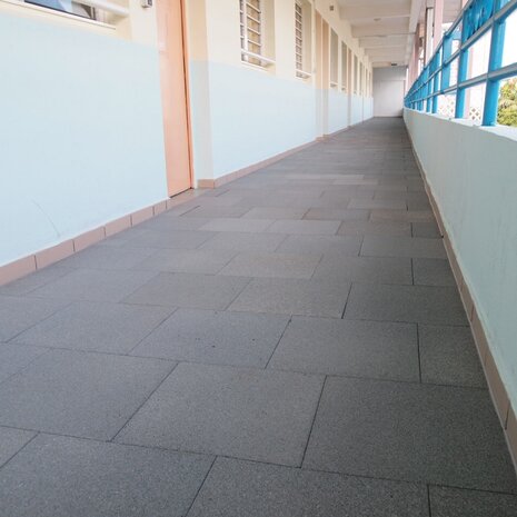 BoSoft rubberen balkontegel tegel 25 mm zwart