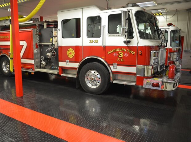 BoSepta-PVC-Kliktegel-Garagevloer-7-mm-beige-licht-gestructureerd