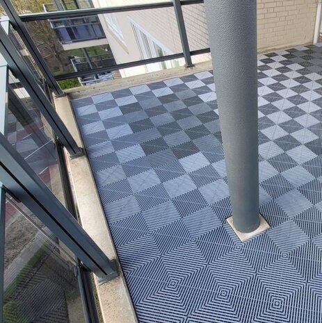 BoDeck balkonvloeren 18 mm &ndash; open kliktegels-afgerond | Reflexblauw