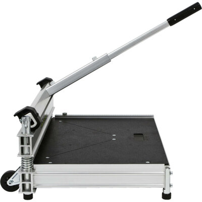 Fliesenschneider für PVC Fliesen und PVC Streifen